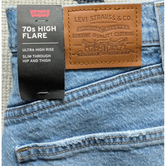 Levis Womens 70s High Flare Jeans Light Blue Size 29x32 NEW - Picture 7 of 11